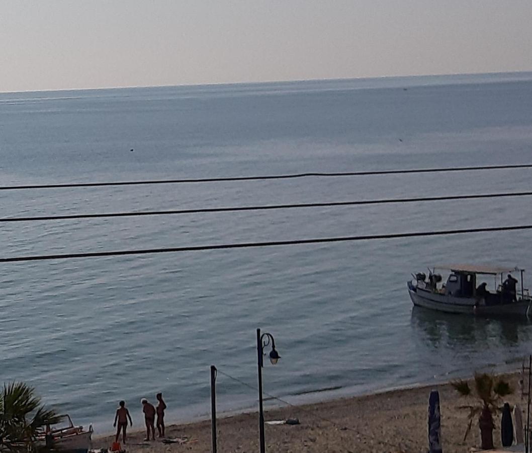 Sea View Apartments Artemis Leptokaria Exteriér fotografie